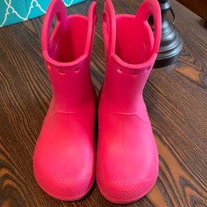 Pick Croc rain boots